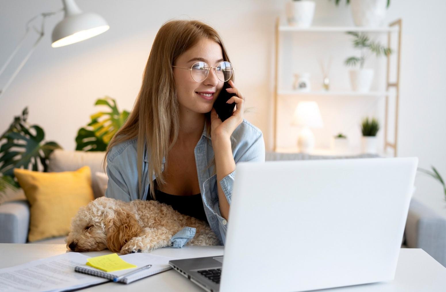 Teilnehmer bei einer interaktiven Finanzplanungs-Session
